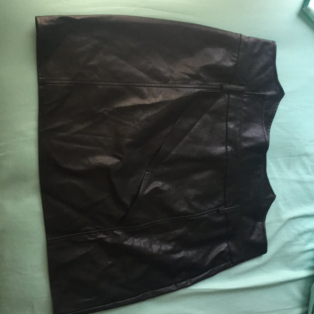 Boohoo high waisted faux leather skirt